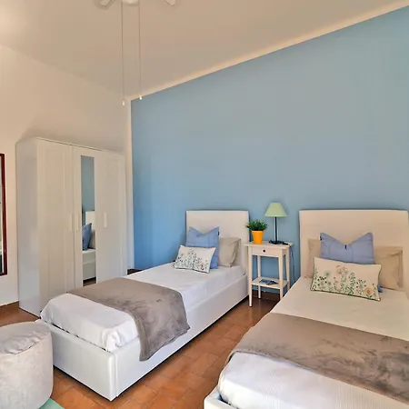 Sweet View Blue Of Patty 1 レーリチ